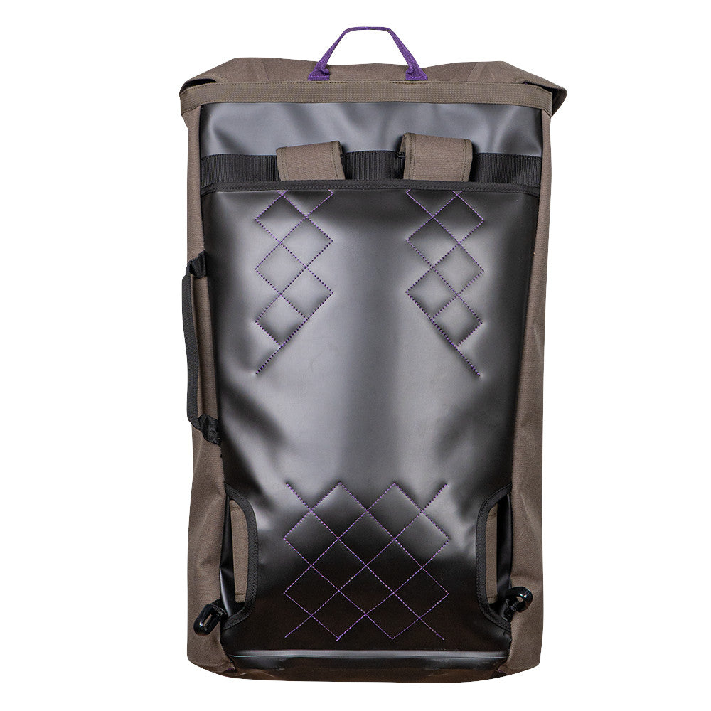 Mochila técnica Beal Mad Max 45 de 45 litros en color Dark Stone con detalles en morado, ideal para 4c+ escalada.