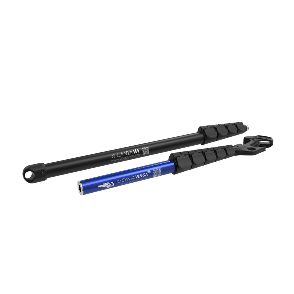 Clipstick telescópico 4c+ La Canya Vinga Va con dos perchas modulares en azul y negro para escalada