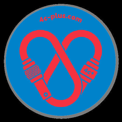 Sticker redondo de vinilo 4c+ con diseño de mosquetón rojo en forma de corazón sobre fondo azul para equipo outdoor.