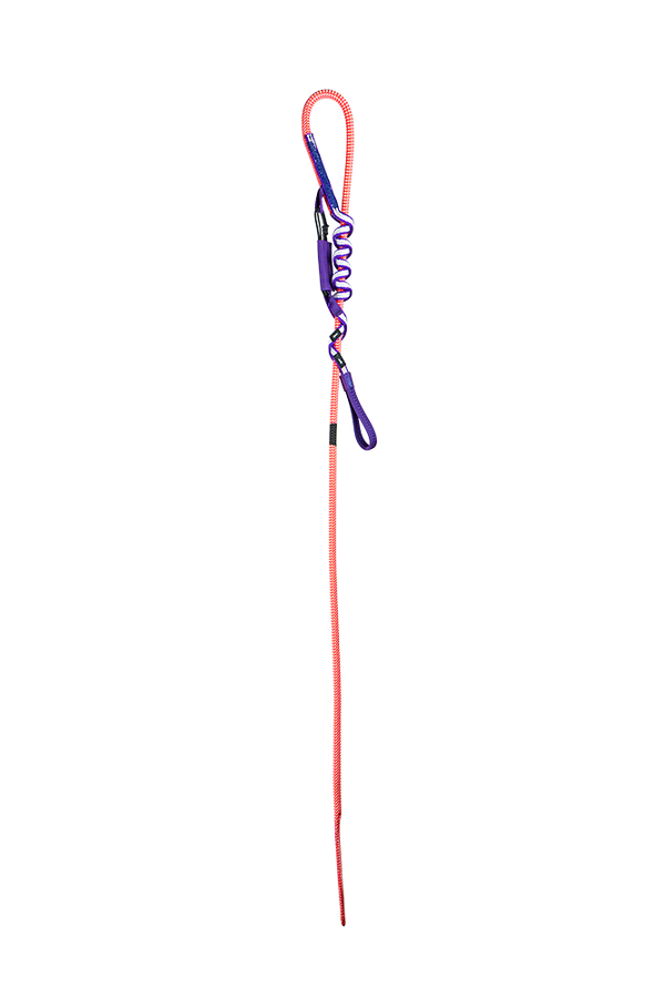 Beal Escaper, sistema de rápel recuperable desplegado verticalmente con cordino naranja y bucle violeta