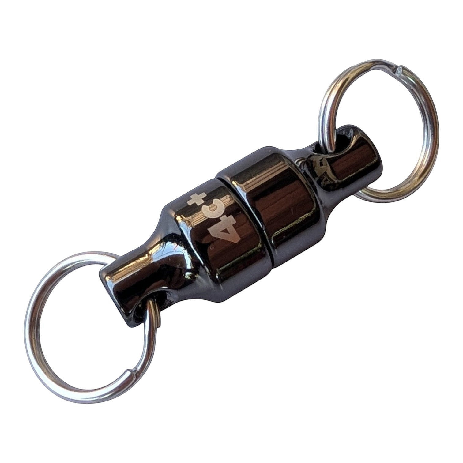 Clipmag 4c+ avec système magnétique puissant pour transporter une brosse et des accessoires d'escalade.