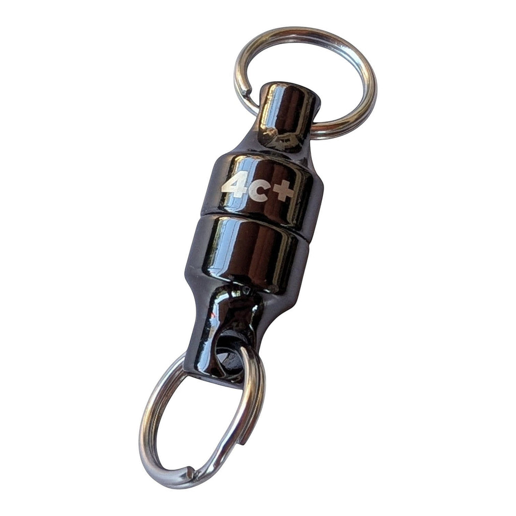 Clipmag 4c+ avec système magnétique puissant pour transporter une brosse et des accessoires d'escalade.