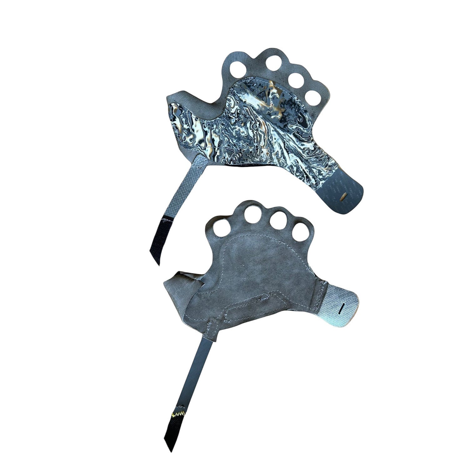 Gants de fissure 4c+ en cuir de chèvre et gomme fine et adhérente couleur gris fantaisie pour escalade en fissure (crack climbing).