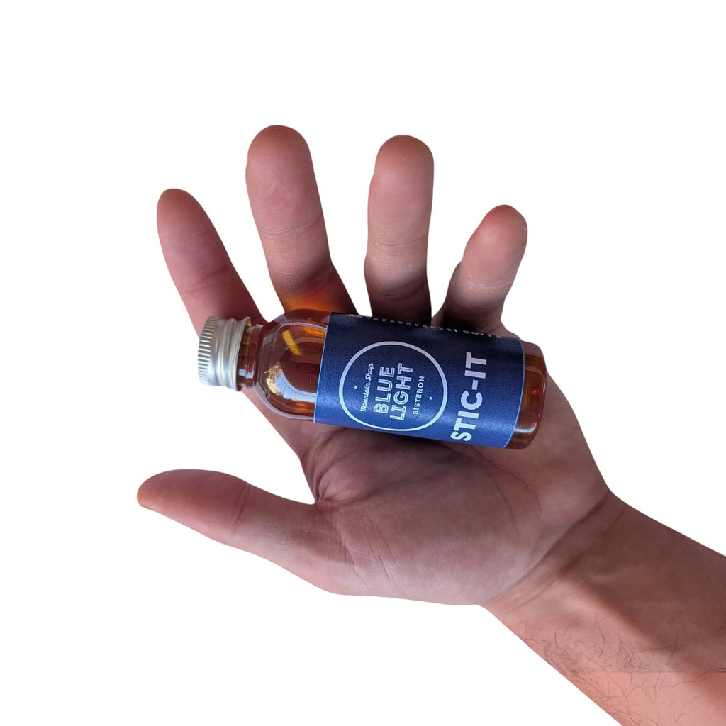 Flacon de Stic It 50 ml, résine d'adhérence végétale pour l'escalade.