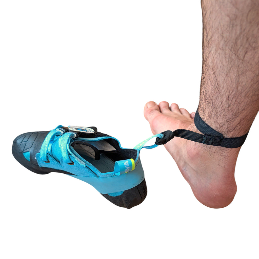 Retirer ses chaussons au relais sans risquer de les faire tomber en grande voie